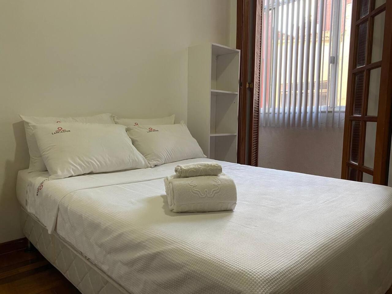 Apartamento Aconchegante Na Orla De Copacabana Рио-де-Жанейро Экстерьер фото