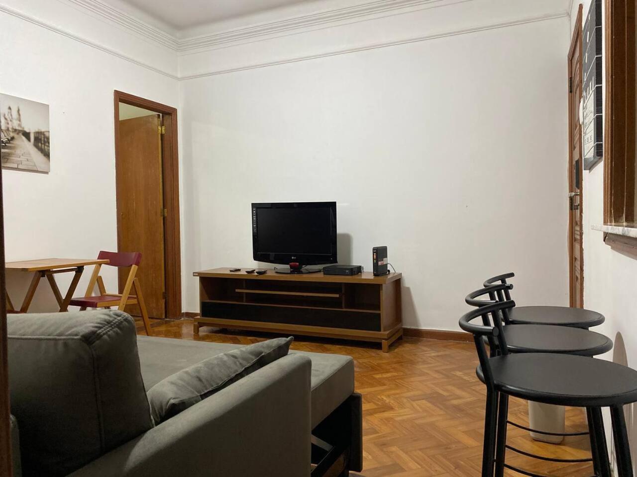 Apartamento Aconchegante Na Orla De Copacabana Рио-де-Жанейро Экстерьер фото